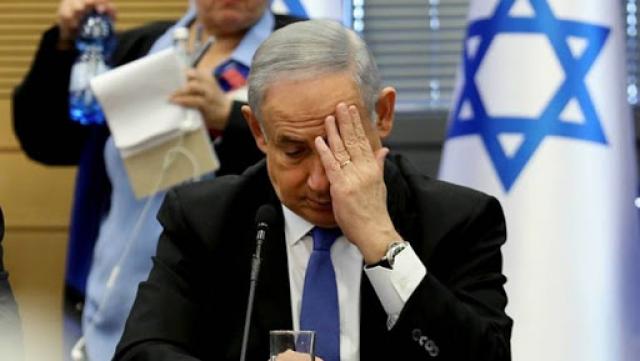 عاجل ومثير ..الإسرائيليات يخلعن الملابس عرايا بسبب نتنياهو
