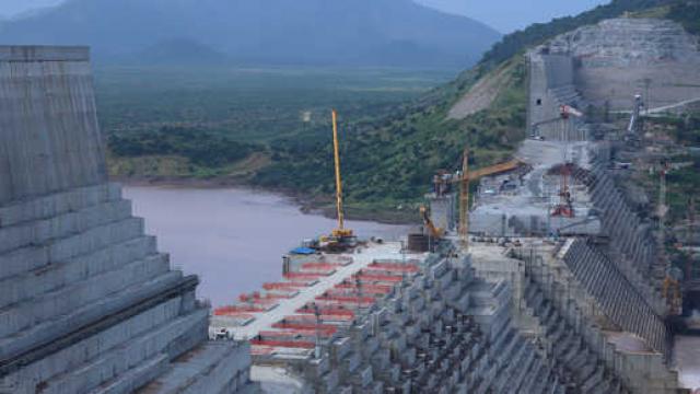 تقارير سرية : أثيوبيا تفشل فى تمويل مشروعات السد ..والحكومة توقعنا ضربة جوية من مصر