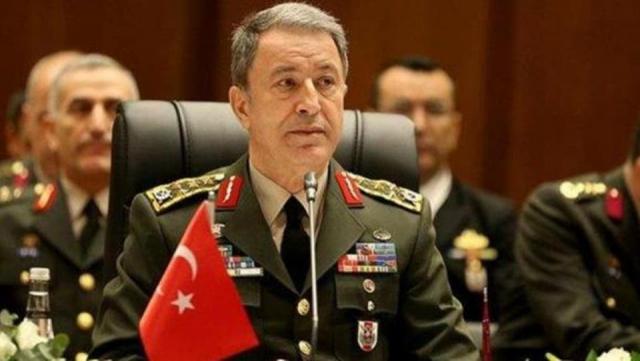  وزير الدفاع التركي خلوصي آكار