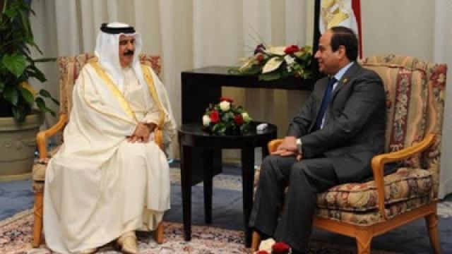 عاهل البحرين يُهنئ «السيسي» بعيد الأضحى المبارك