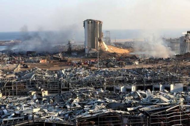 «بيروت حزينة».. تعرف على الصور الأعلى مشاهدة لآثار الدمار بعد الانفجار