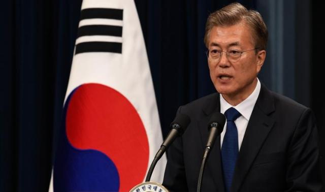 رئيس كوريا الجنوبية يُعرب لنظيره اللبناني عن تضامن بلاده مع حادث انفجار بيروت