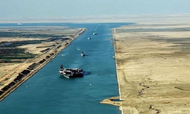 بالأرقام .. مجلس الوزراء يكشف حقيقة تراجع أعداد السفن المارة بقناة السويس