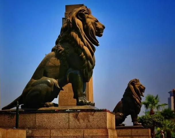 تماثيل قصر النيل