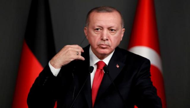 «خزعبلات» صحف أردوغان: الليرة التركية تتعرض لمؤامرة كونية