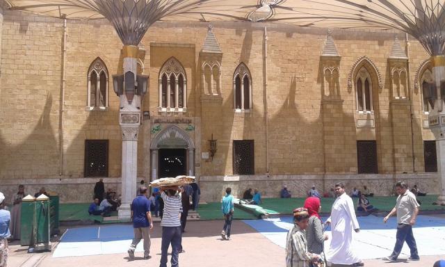 الطرق الصوفية تحتفل برأس السنة الهجرية من مسجد الإمام الحسين اليوم