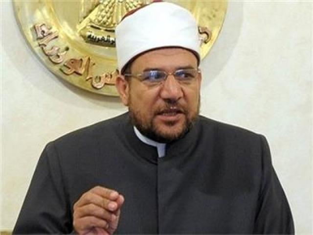 وزير الأوقاف: المصاب بكورونا ينبغي عليه عدم الصلاة في المسجد