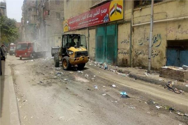 حملات لرفع المخلفات والسيارات المتهالكة بأحياء القاهرة