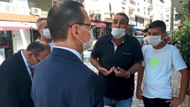 رئيس مقاطعة تركية ينصح صاحب مقهى بالمتاجرة بالمخدرات
