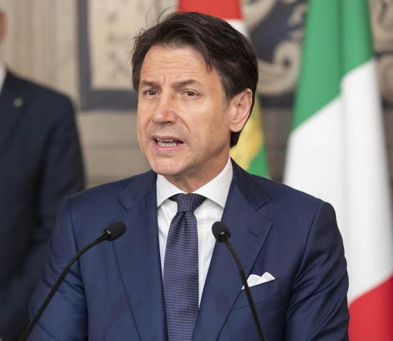 إيطاليا تتعهد بأن تكون في الخطوط الأمامية لمواجهة كورونا