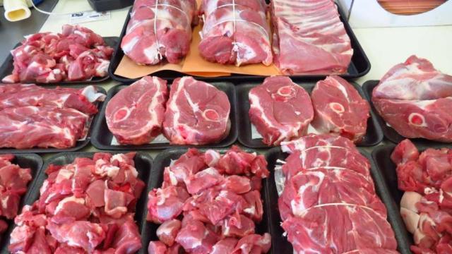 استقرار أسعار اللحوم فى الأسواق .. والكندوز يسجل 110 و130 جنيها للكيلو