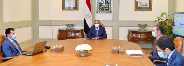 الرئيس يتابع استعدادات استضافة مصر لبطولة كأس العالم لكرة اليد في يناير القادم”