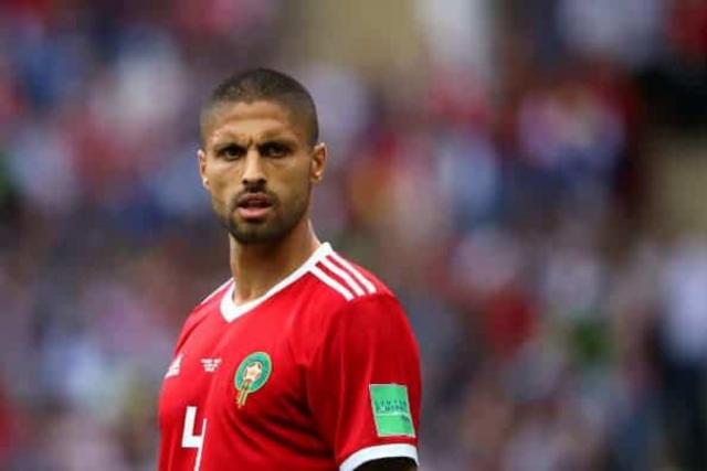 تقارير.. الأهلي يسعى للتعاقد مع مدافع المنتخب المغربي.. تعرف على التفاصيل