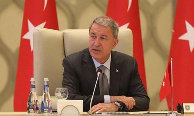 وقاحة تركية.. تفاصيل تطاول «وزير الدفاع التركي» على ماكرون