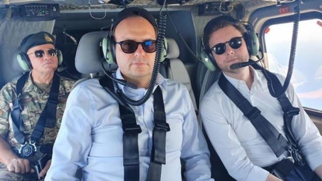 عاجل وخطير.. وزيران فرنسي وقبرصي يُحلقان بمروحية فوق سفينة «يافوز» التركية