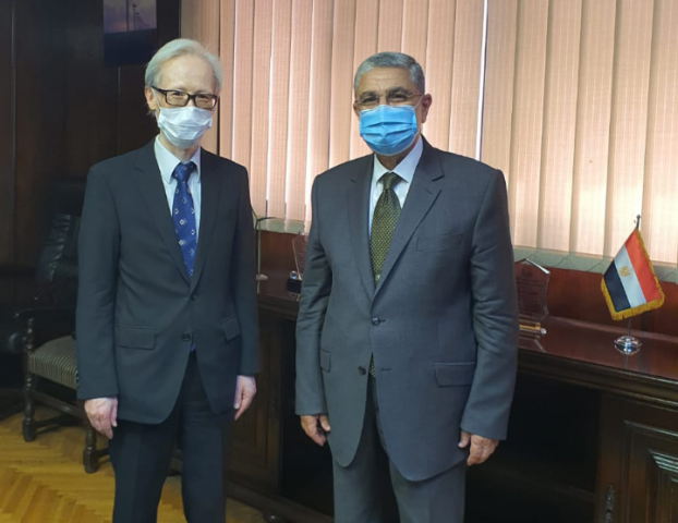 وزير الكهرباء يجتمع مع سفير اليابان في القاهرة.. إليك تفاصيل اللقاء