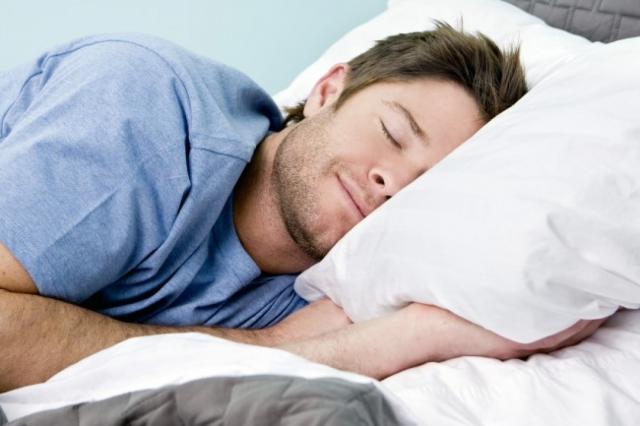 دراسة طبية.. النوم أقل من 7 ساعات يسبب الإصابة بفيروس كورونا