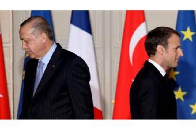 الرئاسة التركية : ماكرون يريد التخلص من أردوغان بالضربة القاضية