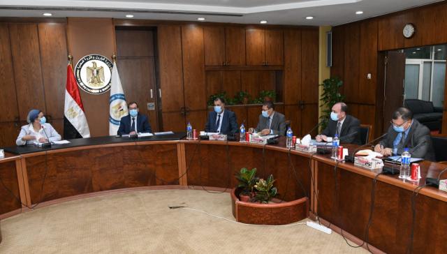 تفاصيل إجتماع اللجنة العليا للتوافق والإصلاح البيئى الرابع بحضور وزيرا البترول والبيئة