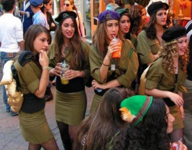 الجنس والموساد.. تفاصيل الليالي الحمراء التي أوقعت أعداء إسرائيل في شباك الصهاينة