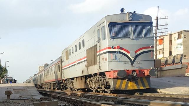 السكة الحديد: إتاحة مقاعد العربات المكيفة والمميزة بقطارات القاهرة / مرسى مطروح