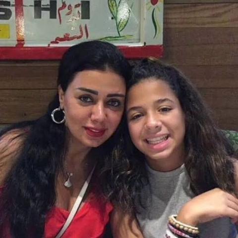 بالفيديو.. هكذا احتفلت رانيا يوسف بعيد ميلاد ابنتها ”نانسي”