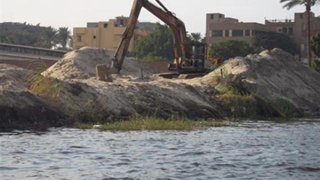 وزارة الرى تشن حملة لإزالة التعديات المقامة على النيل فى 4 محافظات