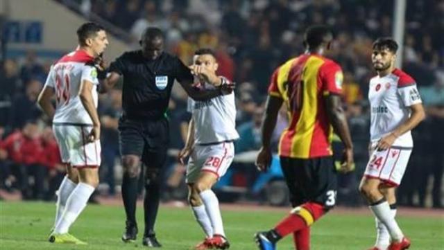 الوداد المغربي يستغني عن 20 لاعبا في الانتقالات الصيفية