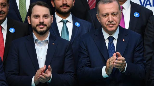 عاجل.. أردوغان يقبل استقالة صهره ويستعين بقيادات جديدة