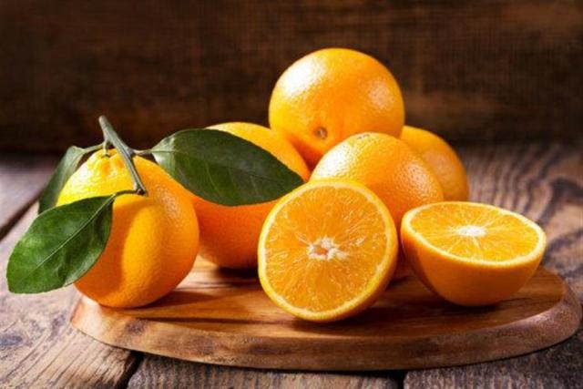 البرتقال.. ماذا تعرفين عن فوائد فاكهة الشتاء السحرية؟