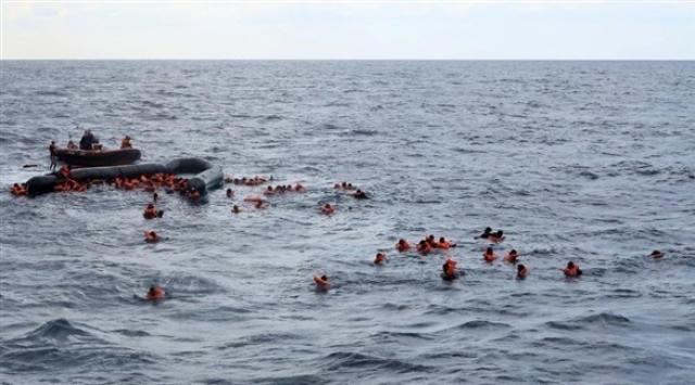وزارة الدفاع التونسية تنقذ 24 مهاجر غير شرعي من الموت بينهم نساء وأطفال