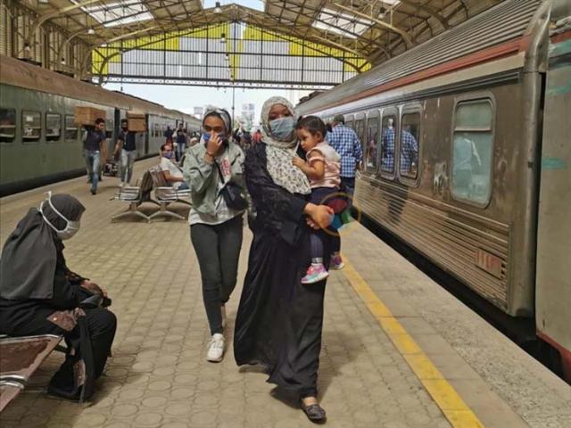 السكة الحديد: تشديد إجراءات منع الدخول للمحطات بدون ارتداء كمامات