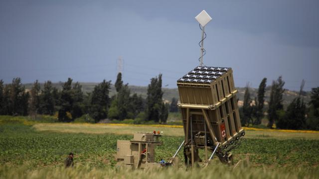 الجيش الإسرائيلي ينشر بطاريات القبة الحديدية في الجولان المحتلة