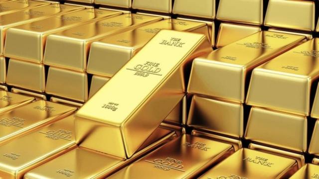 تراجع أسعار الذهب بالأسواق العالمية  وسط آمال فى نجاح لقاح فايزر