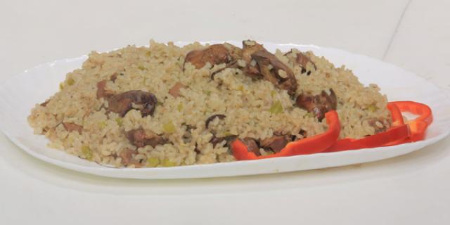 بخطوات سهلة.. أسرع طريقة لعمل «الأرز بالكبد والقوانص»