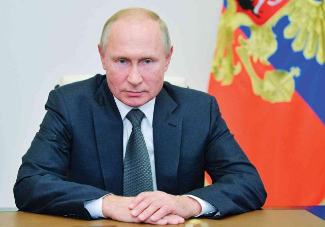 بوتين يكشف الدوافع الخفية وراء عدم تهنئته لبايدن