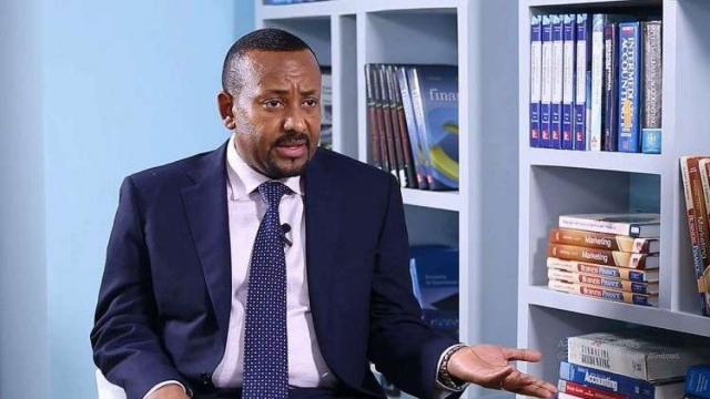 آبي أحمد يطالب المجتمع الدولي بعدم التدخل في شئون أثيوبيا
