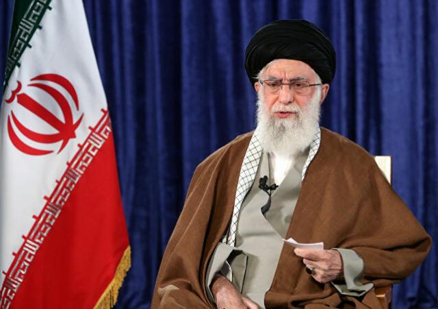 خامنئي  يحسم مصير العلاقات الأمريكية الإيرانية في عهد بايدن