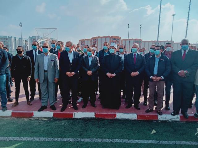 بالصور .. محافظ القاهرة و3 وزراء يتفقدون مدينة الأسمرات 3