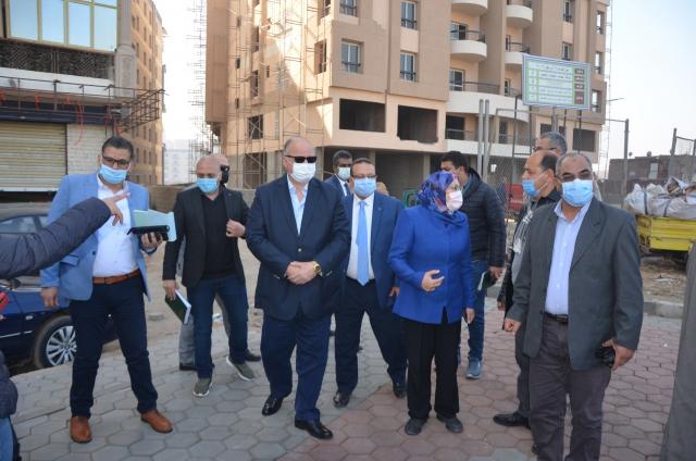 محافظ القاهرة يتفقد أعمال إزالة المرحلة الثانية لمنطقة الطيبي بالسيدة زينب