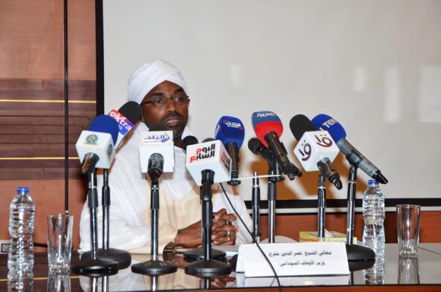 مستشهداً بموقف للشعراوي.. ماذا قال وزير الأوقاف السوداني عن خطاب التفجير والكراهية؟