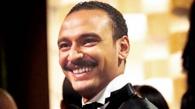 أحمد خالد صالح يتعاقد على ”قصر النيل” مع دينا مرحبا