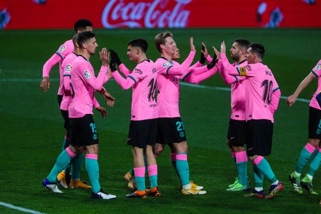 برشلونة يود أن يرسل إنذار لاندية الدوري الإسباني في مواجهة هويسكا