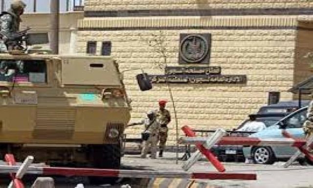 الإفراج  بالعفو عن باقى مدة  العقوبة  لعدد 380 من نزلاء السجون بمناسبة عيد تحرير سيناء