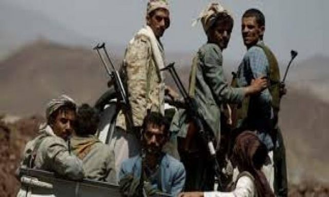 الحوثيون يجبرون المدنيين على النزوح إلى مناطق أكثر أمنا