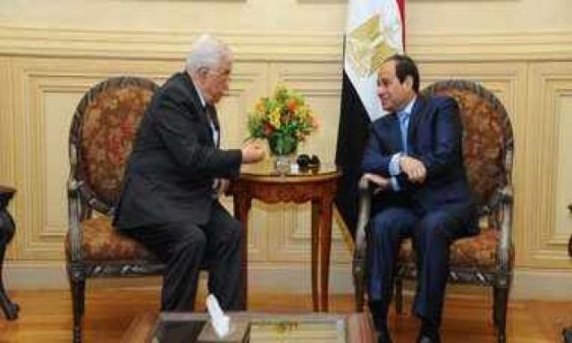 رئيس الجمهورية يبحث مع ”أبو مازن” آخر تطورات القضية الفلسطينية
