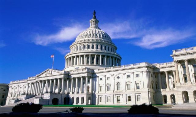 أزمة بين البيت الأبيض ومجلس الشيوخ الأمريكي بسبب برنامج جمع البيانات الهاتفية