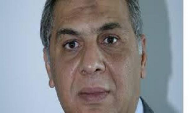 محلب يعين خالد العطار رئيسا لقطاع البنية المعلوماتية بوزارة الاتصالات