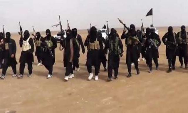 الجارديان: 2000 مقاتل من آسيا اضموا إلى داعش