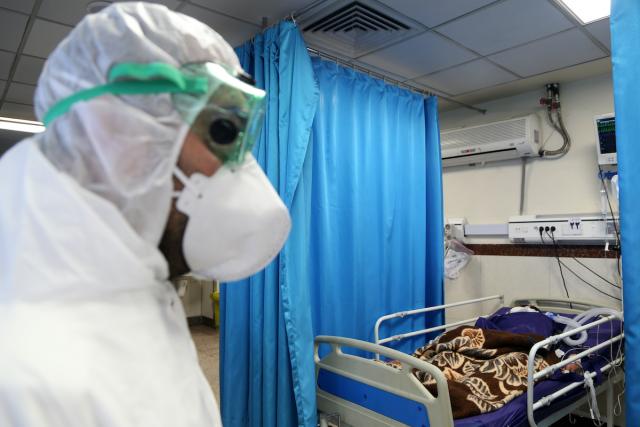عاجل.. منظمة الصحة العالمية تصدر بيانا خطيرا بشأن السلالة الجديدة من فيروس كورونا